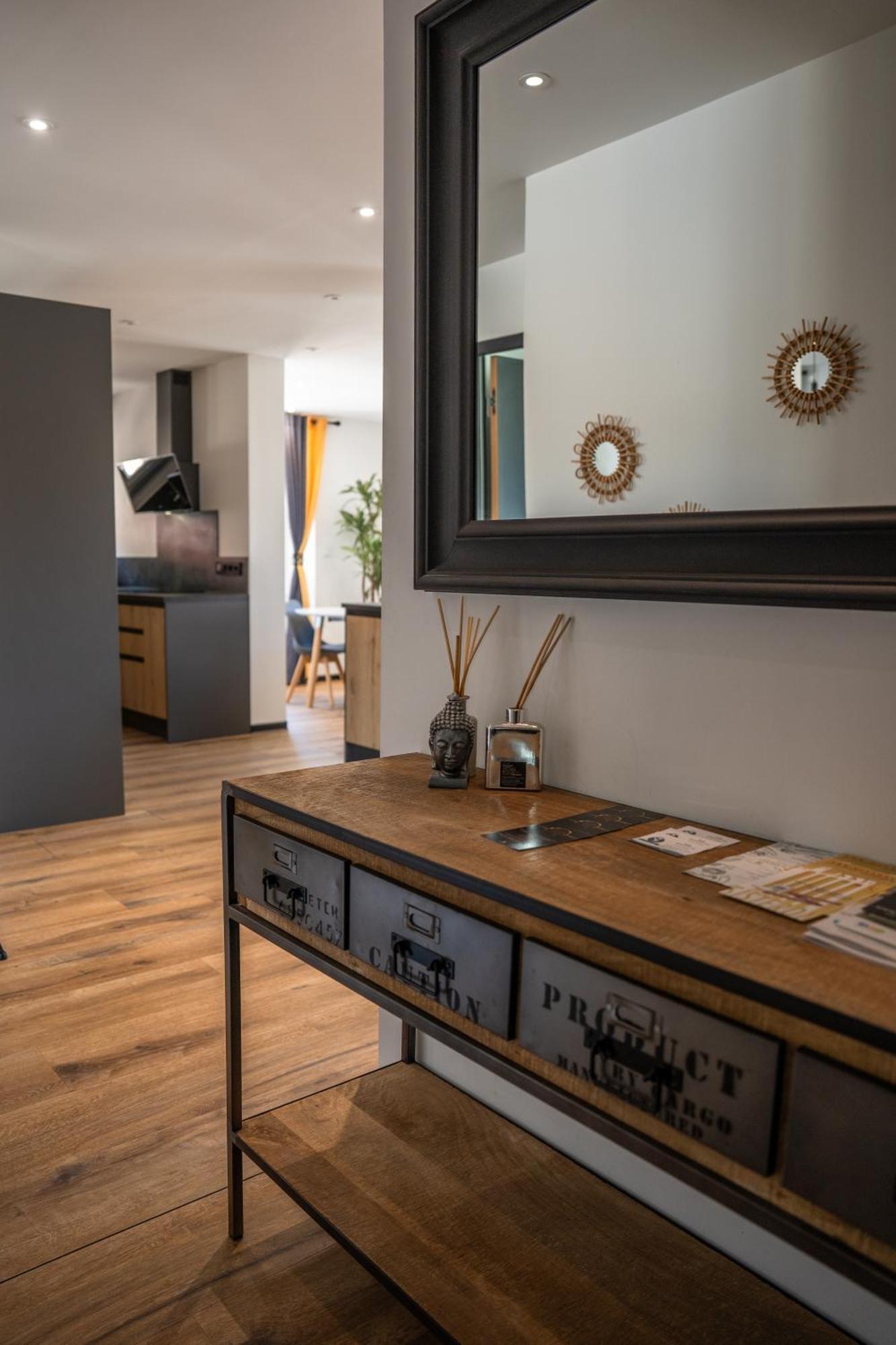 Appartement Centre De Sisteron Eksteriør bilde